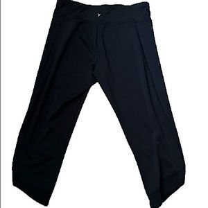 Old Navy half lengthened leggings with see through little flares at the bottom.